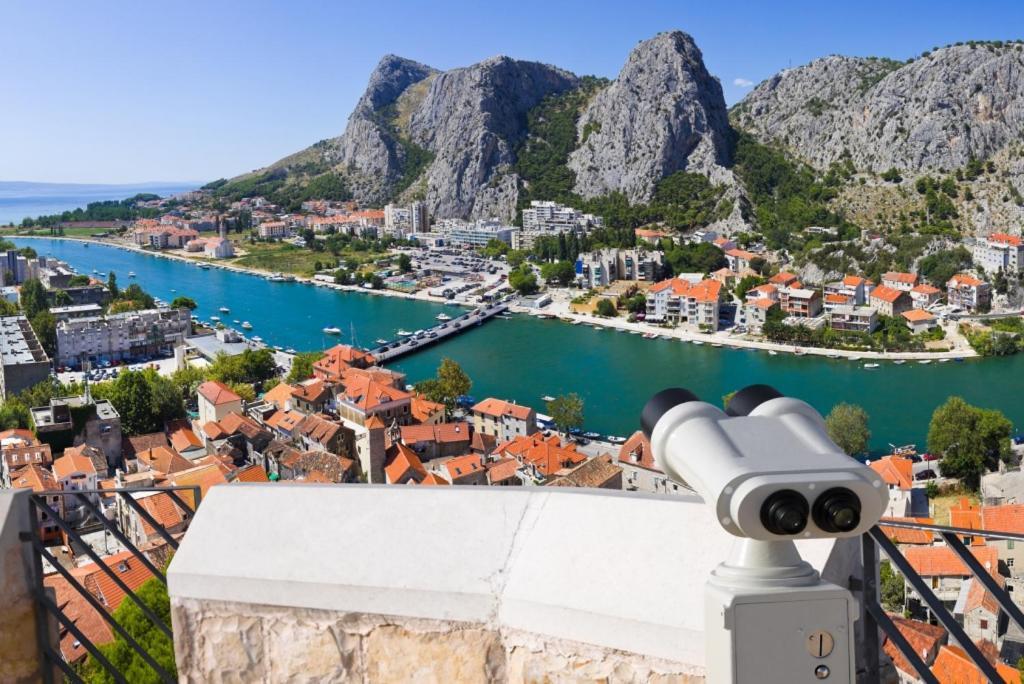 Apartman R.R. Omis Bagian luar foto