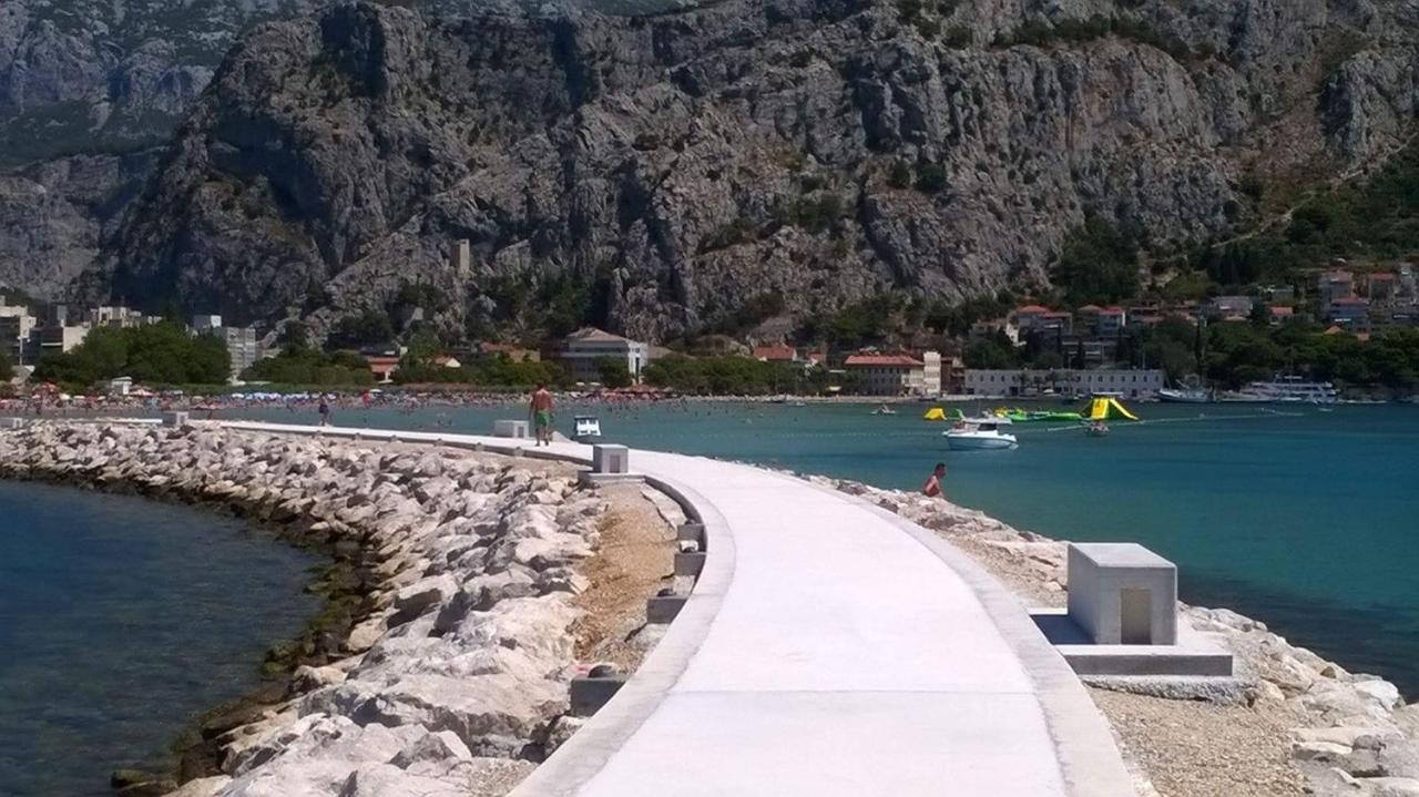 Apartman R.R. Omis Bagian luar foto